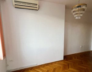 Appartement 3 chambres à vendre dans Cluj-napoca, zone Andrei Muresanu