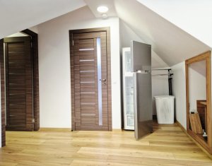 Casa cu 2 apartamente langa UMF si USAMV – proprietate ideala pentru investitori