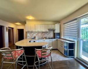 Appartement 3 chambres à vendre dans Floresti