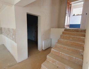 Casa tip Duplex, 130 mp, teren 450 mp, panorama sud, loc. Stolna