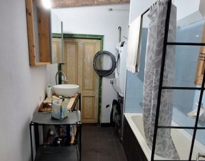 Appartement 4 chambres à vendre dans Cluj-napoca, zone Centru