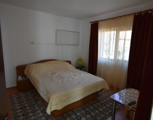 Maison 5 chambres à vendre dans Ardeova, zone Centru