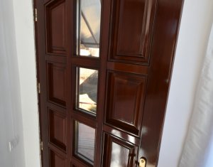 Maison 5 chambres à vendre dans Ardeova, zone Centru