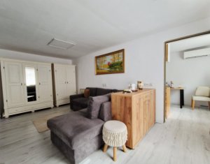 Casa la tara, la 30 min de Cluj – renovata, livada pe rod si teren 1000 mp