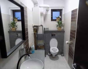 Bureau à louer dans Cluj-napoca, zone Centru