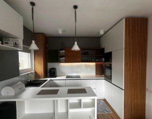 Appartement 3 chambres à vendre dans Cluj-napoca, zone Borhanci