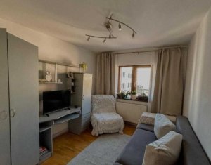 Apartament lux de 4 camere, zona The Office