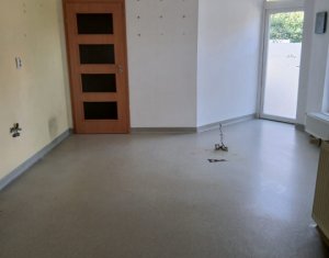 Imobil servicii parter si mansarda 230mp langa podul Garii