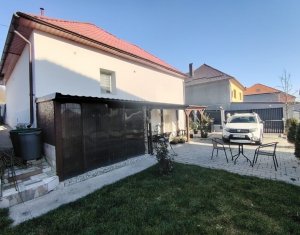 Maison 3 chambres à vendre dans Chinteni