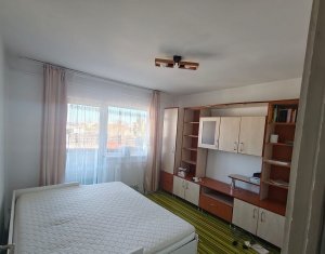 Appartement 3 chambres à vendre dans Cluj-napoca, zone Zorilor