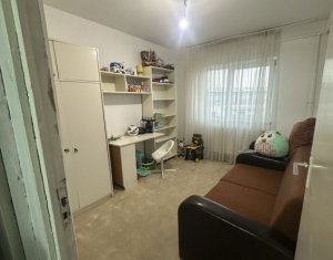 Appartement 3 chambres à vendre dans Cluj-napoca, zone Zorilor