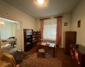 Appartement 5 chambres à vendre dans Cluj-napoca, zone Centru