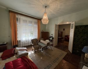 Appartement 5 chambres à vendre dans Cluj-napoca, zone Centru