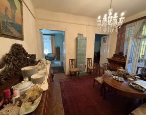 Appartement 5 chambres à vendre dans Cluj-napoca, zone Centru