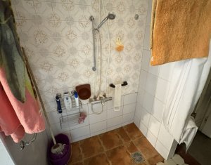 Appartement 5 chambres à vendre dans Cluj-napoca, zone Centru