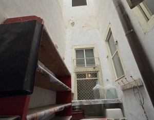 Appartement 5 chambres à vendre dans Cluj-napoca, zone Centru
