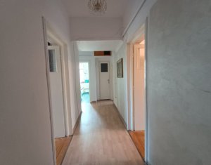 Appartement 3 chambres à vendre dans Cluj-napoca, zone Centru