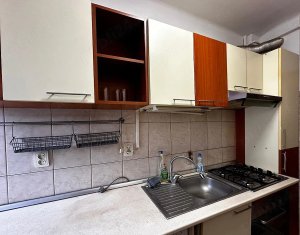 Appartement 3 chambres à louer dans Cluj-napoca, zone Gruia