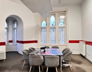 Bureau à louer, 89m2 dans Cluj-napoca, zone Centru