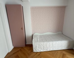 Appartement 3 chambres à vendre dans Cluj-napoca, zone Buna Ziua