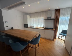 Appartement 3 chambres à vendre dans Cluj-napoca, zone Buna Ziua