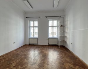 Espace Commercial à louer, 104m2 dans Cluj-napoca, zone Centru