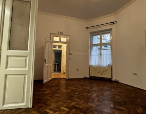 Espace Commercial à louer dans Cluj-napoca, zone Centru