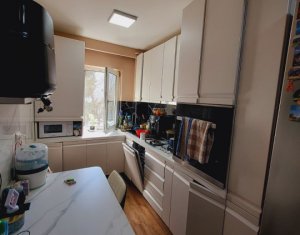 Appartement 4 chambres à vendre dans Cluj-napoca, zone Manastur