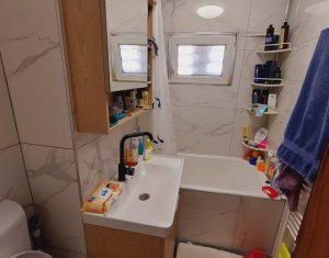 Appartement 4 chambres à vendre dans Cluj-napoca, zone Manastur