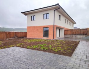 , 120m2 dans Chinteni
