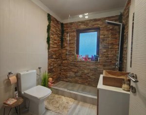 Duplex finisat, la cheie, 120 mp utilI, 365 mp teren, Floresti