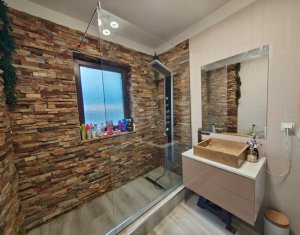 Duplex finisat, la cheie, 120 mp utilI, 365 mp teren, Floresti
