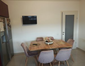 Duplex finisat, la cheie, 120 mp utilI, 365 mp teren, Floresti