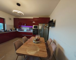 Duplex finisat, la cheie, 120 mp utilI, 365 mp teren, Floresti
