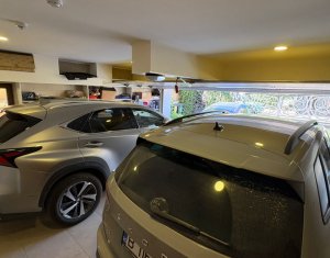 Vila superba in Andrei Muresanu, dotari de lux, piscina si SPA, 865 mp teren !