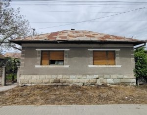 Maison 3 chambres à vendre dans Bontida, zone Centru