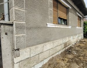 Maison 3 chambres à vendre dans Bontida, zone Centru