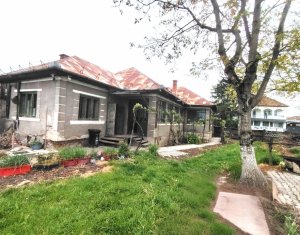 Maison 3 chambres à vendre dans Bontida, zone Centru