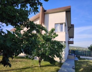 Casa cu gradina, garaj si acces facil spre oras la doar 2700 euro/mp