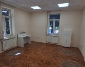 Spatiu birou, 3 camere, parcare, Centru, Cluj-Napoca