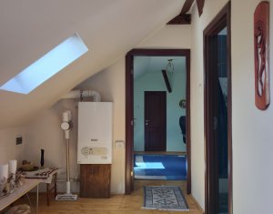 Casa calcan, cart Gheorgheni, 5 camere, 2 bai, garaj, anexe, curte