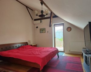 Casa calcan, cart Gheorgheni, 5 camere, 2 bai, garaj, anexe, curte