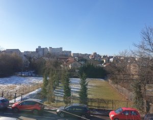 Appartement 4 chambres à louer dans Cluj-napoca, zone Zorilor