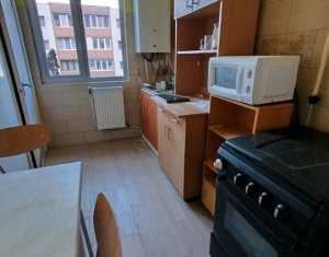 Lakás 4 szobák kiadó on Cluj-napoca, Zóna Manastur