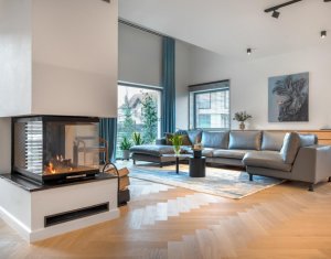Maison 5 chambres à vendre dans Floresti