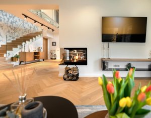 Maison 5 chambres à vendre dans Floresti