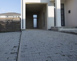 CASA MODERNA, COMUNITATE TANARA, LA CATEVA MINUTE DE CLUJ!