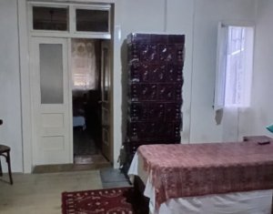 Maison 4 chambres à vendre dans Manastireni