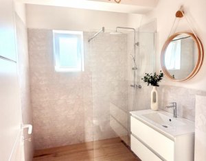 Appartement 3 chambres à vendre dans Floresti