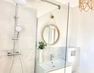 Appartement 3 chambres à vendre dans Floresti